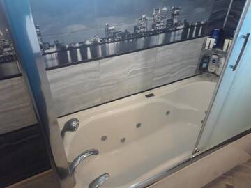 Фото номера Дом с 2 спальнями Дома для отпуска Comfortable house г. Боровляны 17