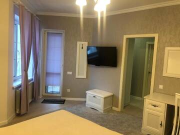 Фото номера Двухместный номер-студио Делюкс с 1 кроватью Гостевой дом Toft Guest House г. Боровляны 2