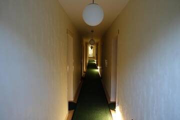 Фото номера Бюджетный двухместный номер с 1 кроватью Гостевой дом Toft Guest House г. Боровляны 8